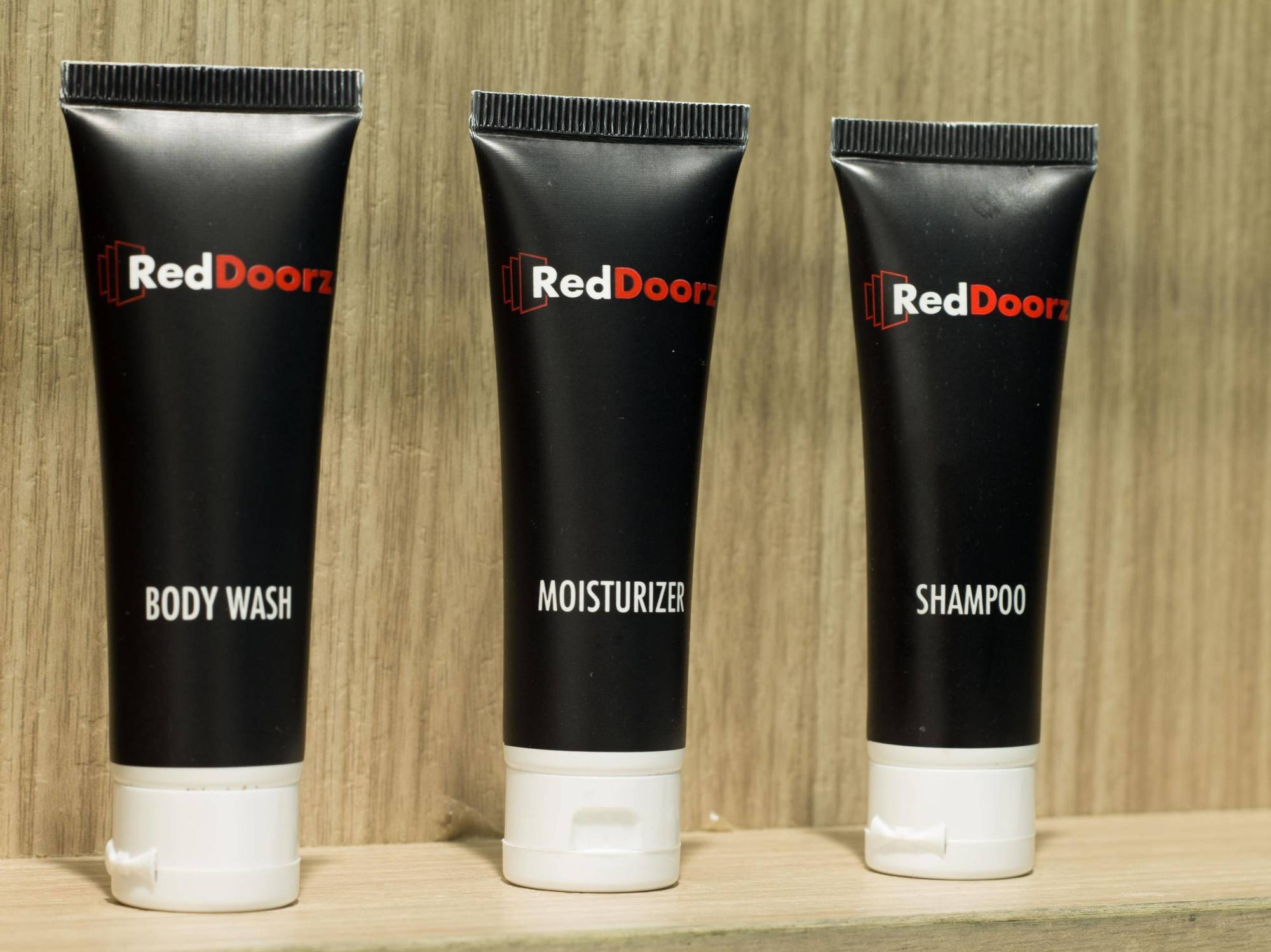 Reddoorz Plus @ Setiabudi Tengah Джакарта Екстериор снимка